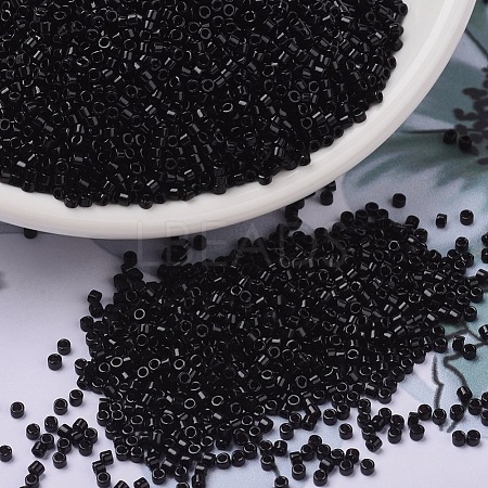 MIYUKI Delica Beads SEED-X0054-DB0010-1