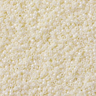 TOHO Round Seed Beads SEED-XTR15-0123-1