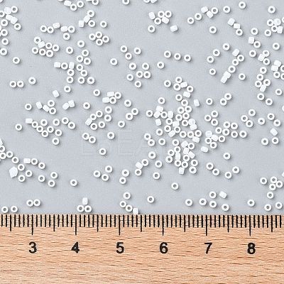 TOHO Round Seed Beads SEED-JPTR15-0761-1