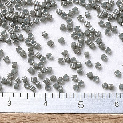 MIYUKI Delica Beads SEED-X0054-DB0652-1