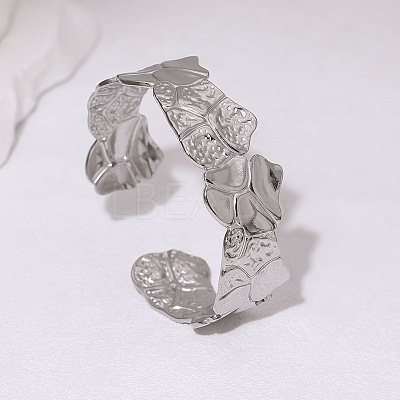 Textured 304 Stainless Steel Cuff Bangles for Women FS-WG3DC78-02-1