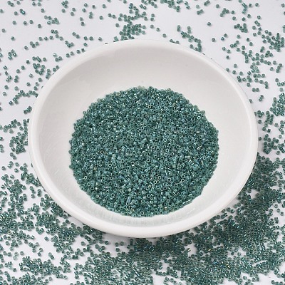 MIYUKI Delica Beads X-SEED-J020-DB1768-1