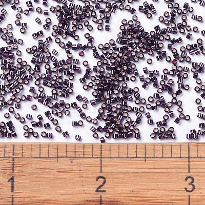MIYUKI Delica Beads X-SEED-J020-DB0611-1