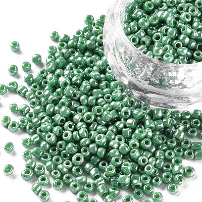 8/0 Glass Seed Beads SEED-A012-3mm-127-1