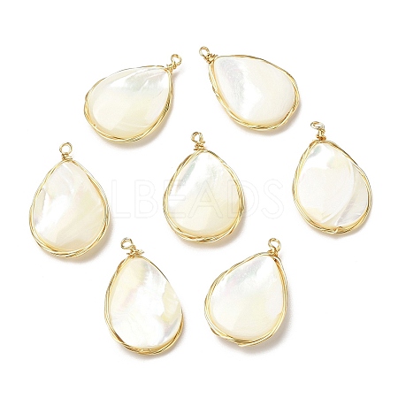 Natural White Shell Pendants KK-K236-02G-1