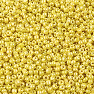 8/0 Glass Seed Beads SEED-A012-3mm-122-1